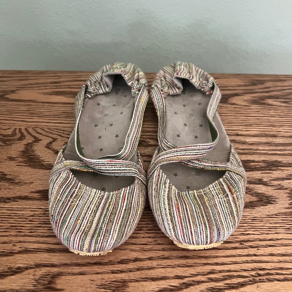 Ahnu Flats Barefoot Shoes Mary Jane Size 7W